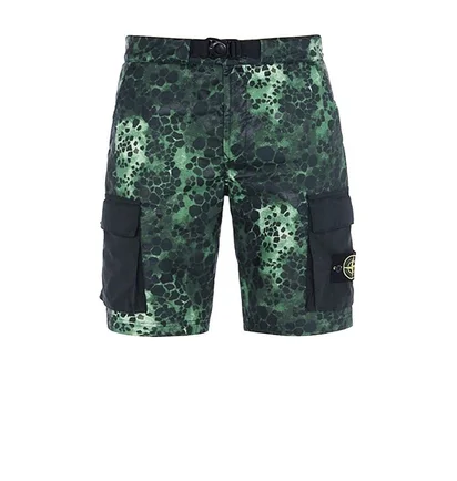 Stone Island Alligator Camo Cotton - Nylon Shorts (Grün)