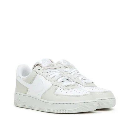 Nike WMNS Air Force 1 '07 (Weiß / Hellgrau)