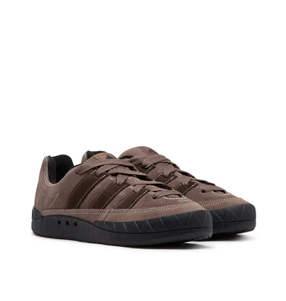 adidas WMNS Adimatic (Braun / Schwarz)