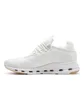 On Cloudnova Undyed (Weiß)