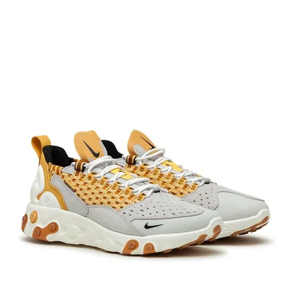 Nike React Sertu (Beige / Grau)