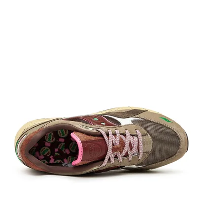 Saucony x Feature Shadow 6000 'Chocolate Chip' (Braun / Rot)