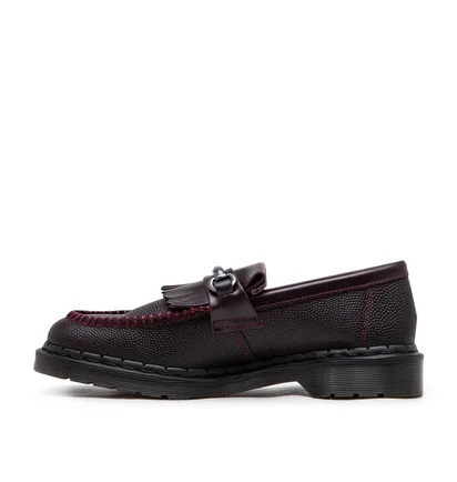 Dr. Martens Adrian Snaffle Pebble Grain Leather Kiltie Loafer (Dunkelrot)