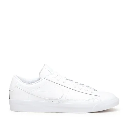 Nike Blazer Low LE (Weiß)