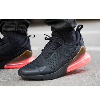 Nike Air Max 270 (Schwarz / Rot)