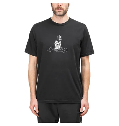 Raised by Wolves The End Is Here Tee (Schwarz)