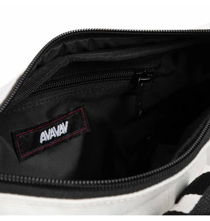 Eastpak x Avavav Mini Bag (Weiß)