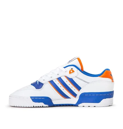 adidas Rivalry Low 'Knicks' (Weiß / Blau / Orange)