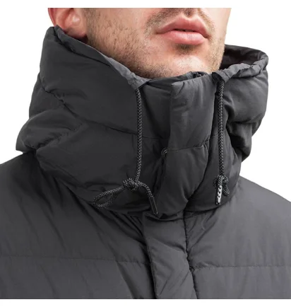 Snow Peak Recycled Nylon Ripstop Down Coat (Schwarz)