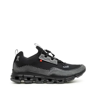 On WMNS Cloudaway (Schwarz)