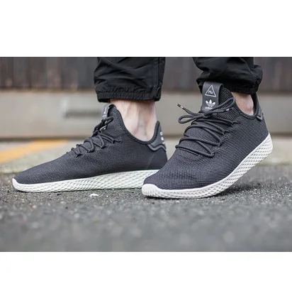 adidas Tennis HU (Dunkelgrau)