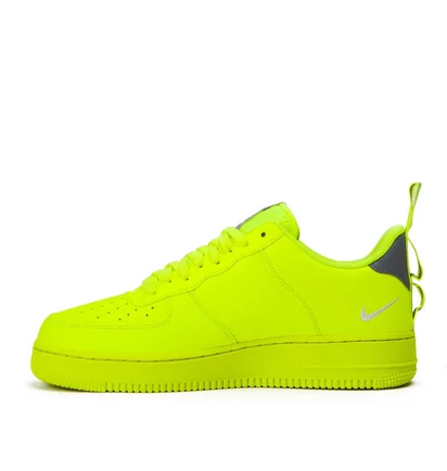 Nike Air Force 1 '07 LV8 Utility (Gelb)