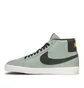 Nike SB Air Zoom Blazer Mid (Olive / Schwarz)