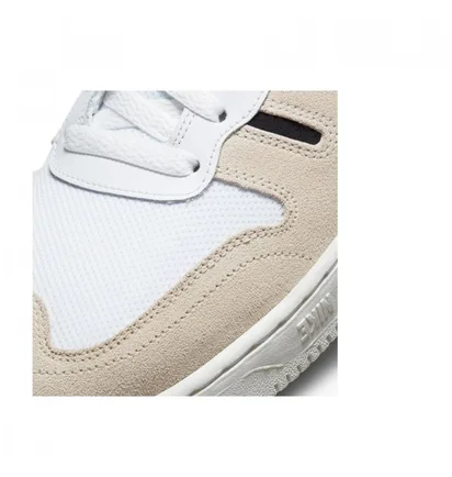 Nike Squash-Type (Weiß / Beige / Schwarz)
