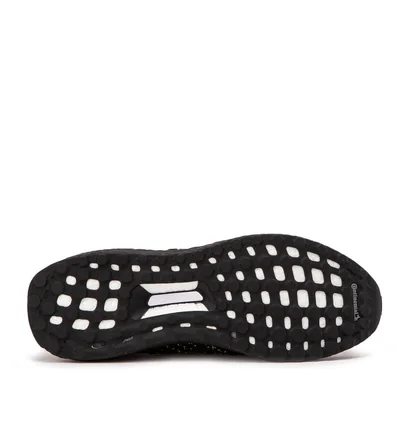 adidas UltraBoost Clima ( Schwarz / Rot)
