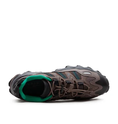adidas Hyperturf (Braun / Schwarz)