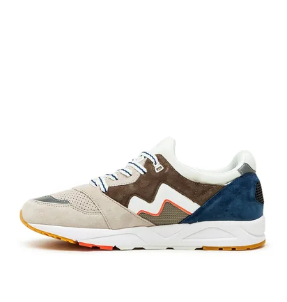Karhu Aria 95 'Pre-Spring Pack' (Braun / Beige)