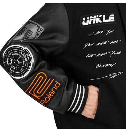Pleasures x Unkle Mowax Varsity (Schwarz / Weiß)
