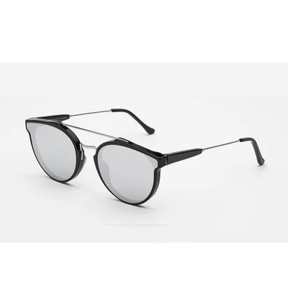 Super by Retrosuperfuture Giaguaro Forma (Silber)