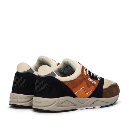 Karhu Aria “Night Sky Pack' (Braun)