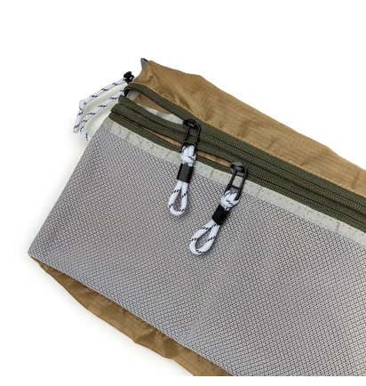 Taikan Sacoche Large Bag (Beige / Olive / Weiß)