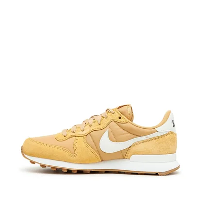 Nike WMNS Internationalist (Beige)