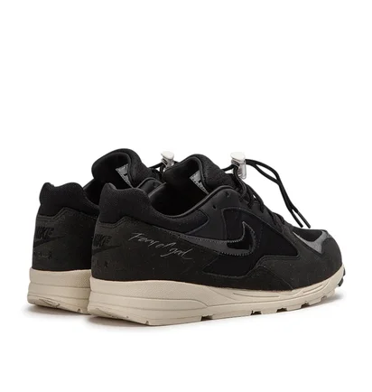 Nike x Fear of God Air Skylon II (Schwarz / Beige)