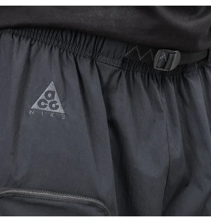 Nike ACG Cargo Shorts (Schwarz)