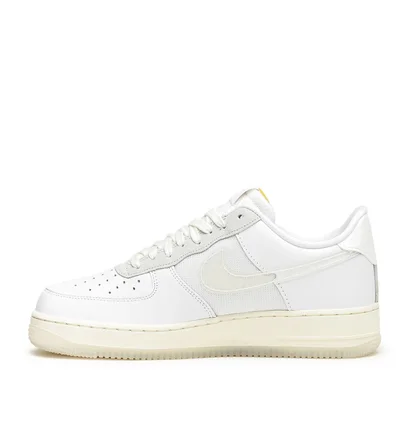 Nike Air Force 1 '07 LV8 (Weiss / Beige)