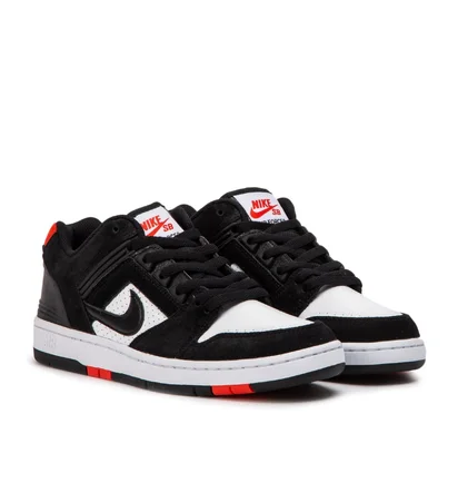 Nike SB - Air Force II Low (Schwarz / Weiß)