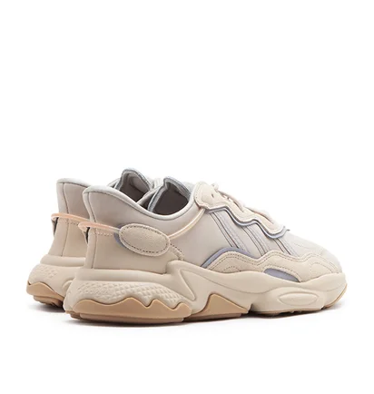 adidas Ozweego (Braun)