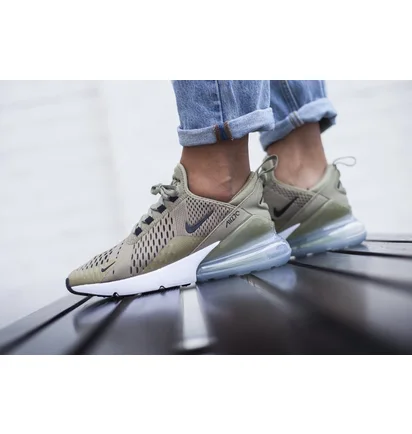 Nike WMNS Air Max 270 (Oliv / Schwarz)