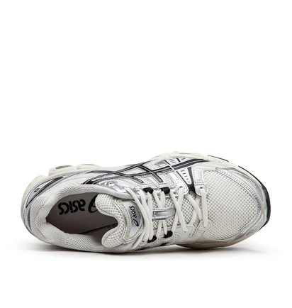 Asics Gel-Nimbus 9 (Creme / Schwarz / Silber)