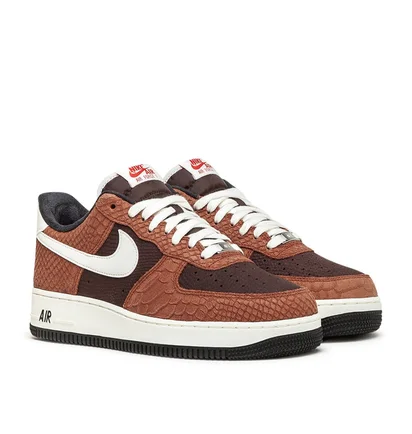 Nike Air Force 1 Premium (Rot / Beige)