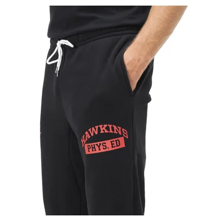 Nike x Stranger Things Club Pant CF (Schwarz / Rot)