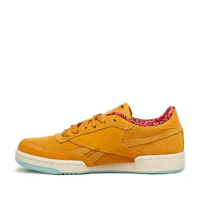 Reebok x Jurassic Park Club C 85 (Braun)