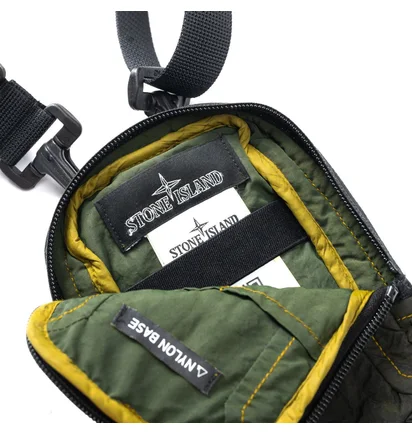 Stone Island Shadow Project Compact Pouch (Olive / Schwarz)