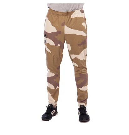 UNDEFEATED x adidas Sweat Pant (Camouflage)