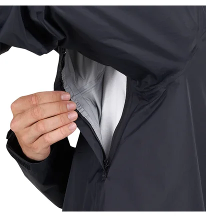 Patagonia Torrentshell 3L Rain Jacket (Schwarz)