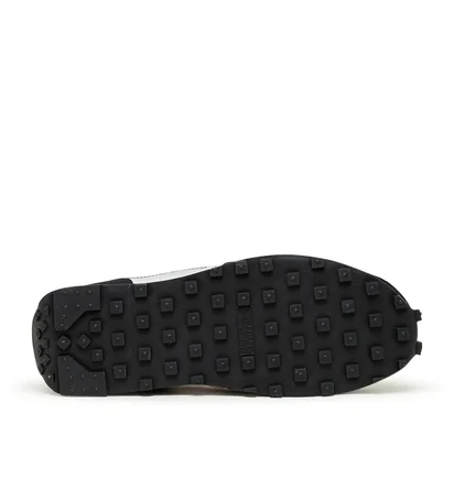 Nike Daybreak Type (Beige / Schwarz)