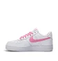 Nike WMNS Air Force 1 '07 Essential (Weiß / Pink)
