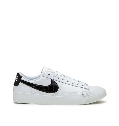 Nike WMNS Blazer Low (Weiß / Schwarz)