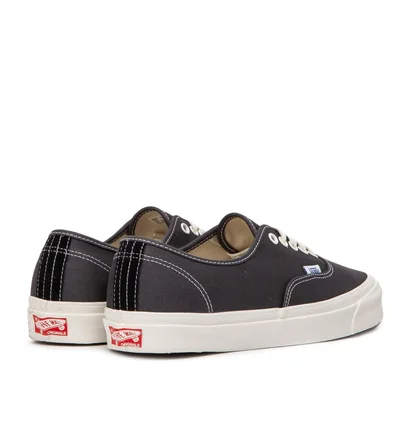Vans Vault OG Authentic LX (Schwarz)