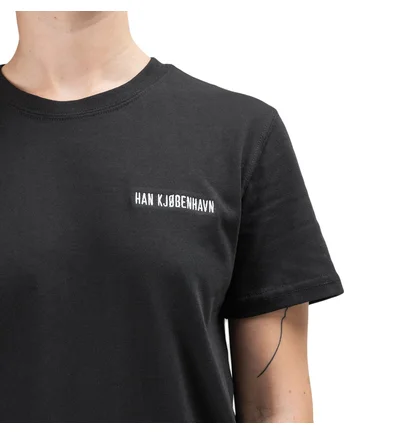 Han Kjobenhavn Casual Tee (Schwarz)