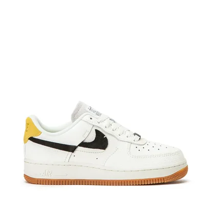 Nike WMNS Air Force 1 '07 LXX (Weiß / Schwarz / Gelb)