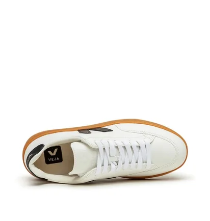 Veja WMNS V-12 Chromefree Leather (Weiß / Schwarz / Gum)