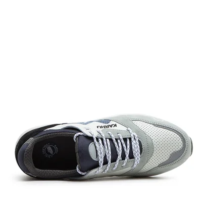 Karhu Aria 95 (Grau / Blau)