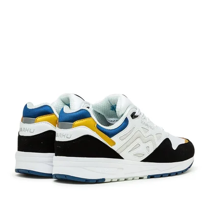Karhu Legacy 96 'All-Around Pack' (Weiß / Schwarz / Blau)