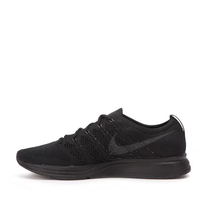Nike Flyknit Trainer 'Triple Black' (Schwarz)