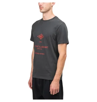 Han Kjobenhavn Artwork Tee (Schwarz)